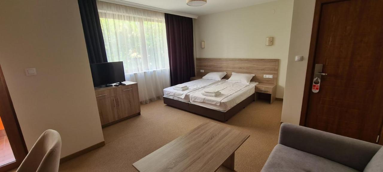 Hotel Geppy โซเฟีย ภายนอก รูปภาพ